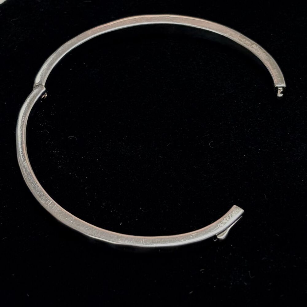 Kendra Scott Zorte Hinged Bangle Bracelet Silver Rhodium Finish - Pre-Owned - Picture 6 of 12